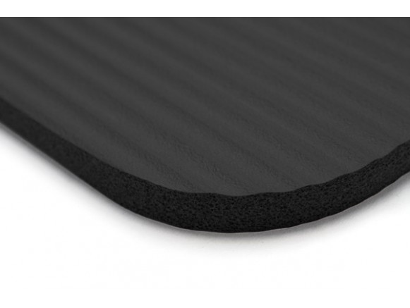 Zoom sur les bords arrondis du tapis de gym SISSEL® Pro noir Zoom sur les bords arrondis du tapis de gym SISSEL® Pro noir