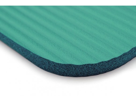 Zoom sur les bords arrondis du tapis de gym SISSEL® Pro vert Zoom sur les bords arrondis du tapis de gym SISSEL® Pro vert