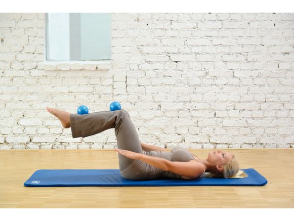 Exercices SISSEL® Toning Ball, la paire Ø9 cm - Balles Pilates - SISSEL Pro Exercices SISSEL® Toning Ball, la paire Ø9 cm - Balles Pilates - SISSEL Pro