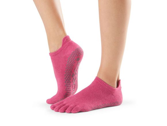 Toesox® Full Toe Lowrise Raspberry | Chaussette antidérapante pilates | toesox Toesox® Full Toe Lowrise Raspberry | Chaussette antidérapante pilates | toesox