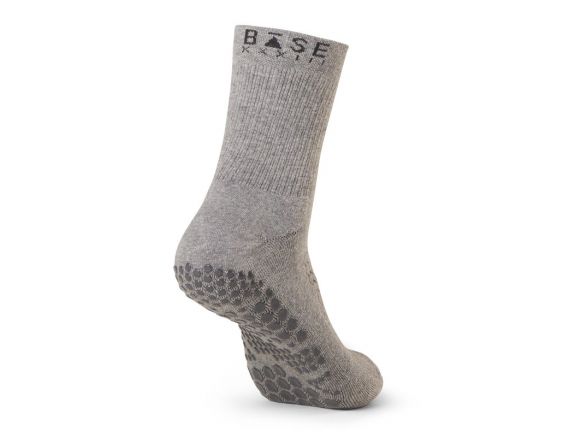 Chaussettes Pilates BASE 33™ Crew Gris | Chaussettes antidérapantes homme Chaussettes Pilates BASE 33™ Crew Gris | Chaussettes antidérapantes homme