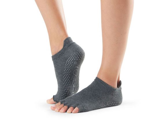 Chaussettes antidérapantes Pilates Toesox® Half Toe Lowrise Charchoal Grey | Chaussettes toesox Chaussettes antidérapantes Pilates Toesox® Half Toe Lowrise Charchoal Grey | Chaussettes toesox