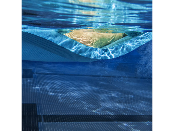 Utilisation dans une piscine du tapis de gym AIREX® Hercules Utilisation dans une piscine du tapis de gym AIREX® Hercules