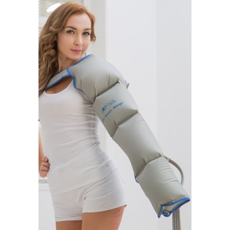 Femme utilisant manchon avec tubulure pour PRESS 4 Winelec®