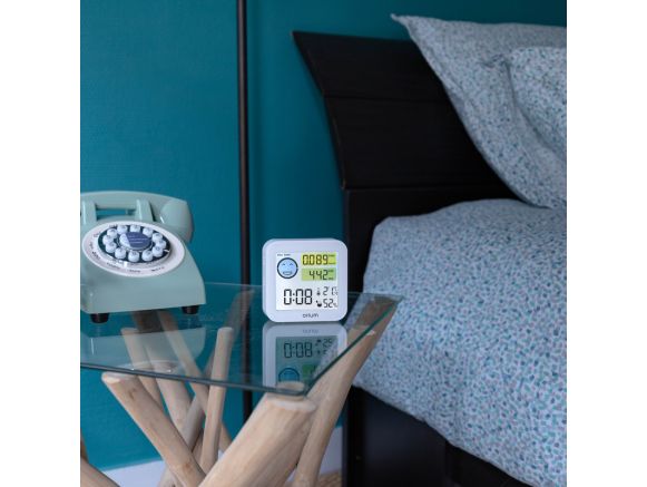 Mesureur de qualité de l'air intérieur Quaelis 20 table de chevet chambre adulte Mesureur de qualité de l'air intérieur Quaelis 20 table de chevet chambre adulte