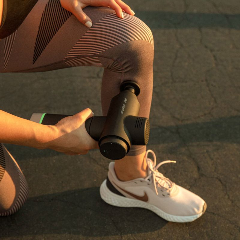 Utilisation de l'Hypervolt 2 Pro sur le mollet